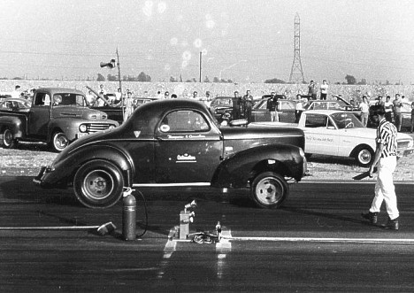 Junior Thompson at San Gabriel 1962. Photo by Steve Gibbs