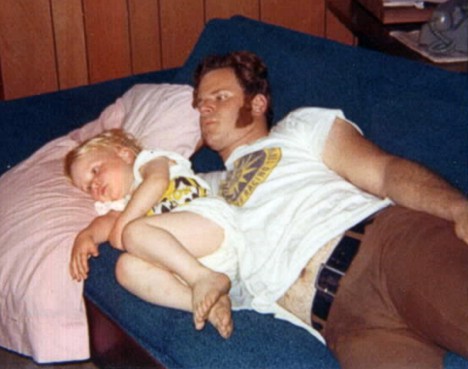 Jungle Jim and Randy Liberman, chillin' at the estate, September '70. Photo thanks to Bob Frey