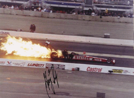The hottest dish in Chicago in 2000 was "Flaming Scelzi"  Photo sequence by Lee Ecker