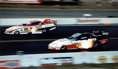 Mark Oswald and Al Hoffman go at it in 1995 at the NHRA Northwest Nationals. Photo by Ralph Reiter