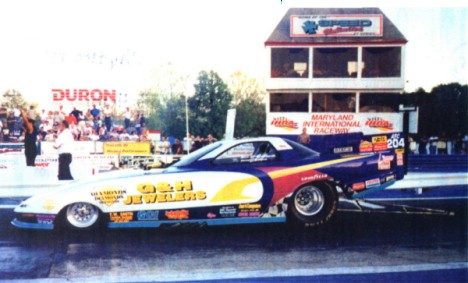 Billy Gibson won the 2000 MIR Funny Car Classic in his G&H Jewelers Camaro. Photo by Bryan Epps