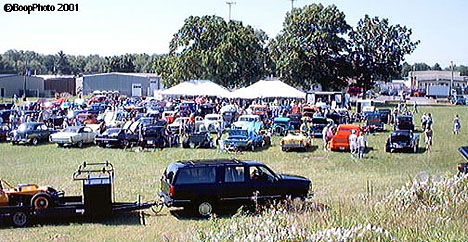 Lines of exquisite vintage drag and hot rod machinery entralled the Charlestown Dragway fans. Photo by Bill Ott