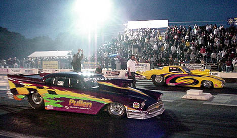 Mark Pullen and Johnny Foltz line up in a Frantic Four qualifying heat. Photo by Tim Pratt