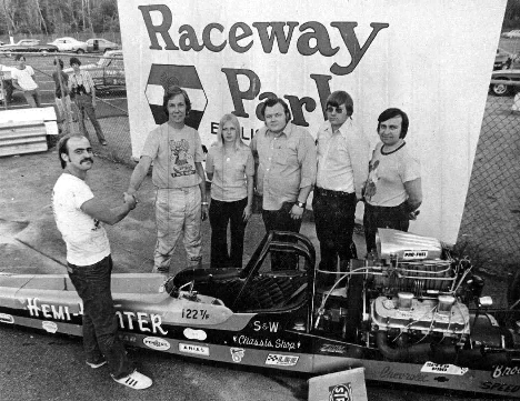 Roger Toth and the crew accept congratulations for another win at Englishtown. Photo from the Hemi Hunter archives