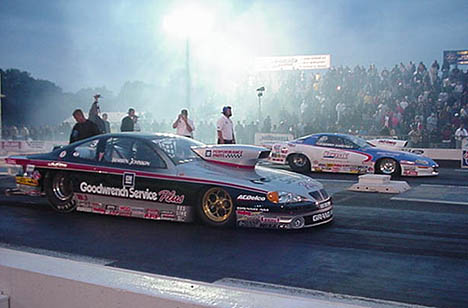 Warren Johnson versus Rickie Smith in qualifying. Photo by Tim Pratt