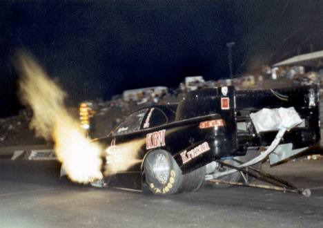Jeff Bennett in the Get Ugly Motorsports - Nuffsaid Avenger, 2002 World Finals Champion. Photo by David Hapgood../../photoimages/spokane2002/Jeff Bennett in the Get Ugly Motorsports - Nuffsaid Avenger, 2002 World Finals Champion. Photo by David Hapgood.jpg